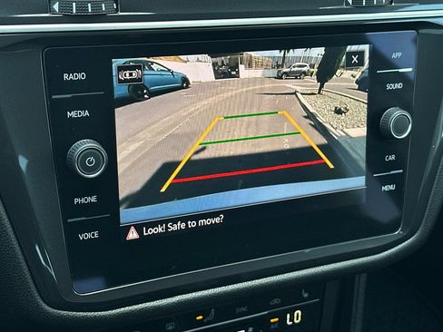 Used 2023 Volkswagen Tiguan SE FWD image 20