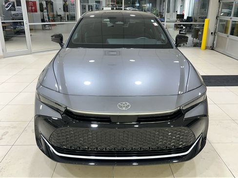 New 2026 Toyota Crown Limited w/ Advanced Technology Package image 3