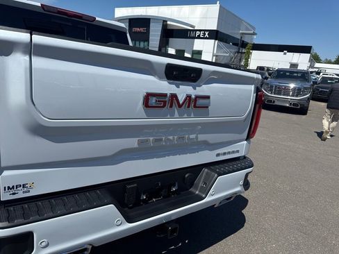 New 2026 GMC Sierra 1500 Denali AWD/4WD image 33