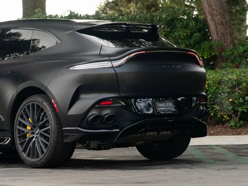 Used 2023 Aston Martin DBX 707 image 10