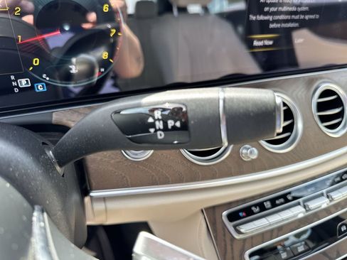 Used 2022 Mercedes-Benz E 350 Sedan image 20