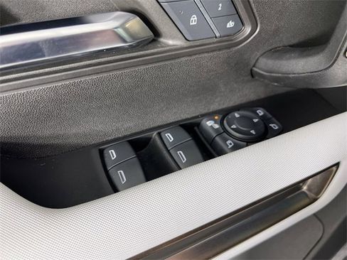 Used 2024 GMC Hummer EV 3X w/ LPO, Illumination Package image 24