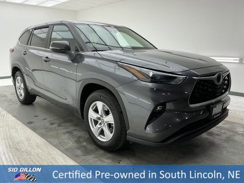 Used 2023 Toyota Highlander L image 3