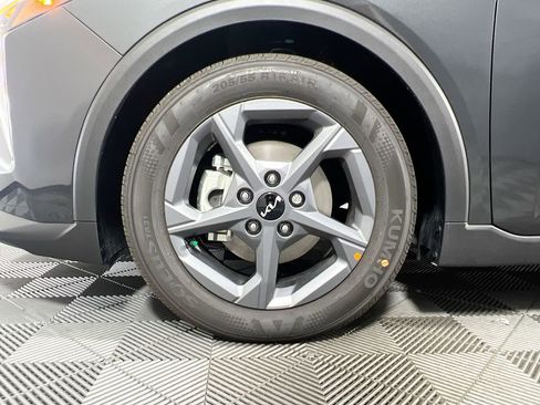 New 2026 Kia K4 LXS image 13