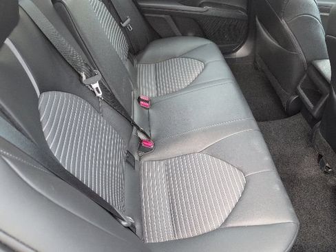 Used 2024 Toyota Camry SE FWD image 12