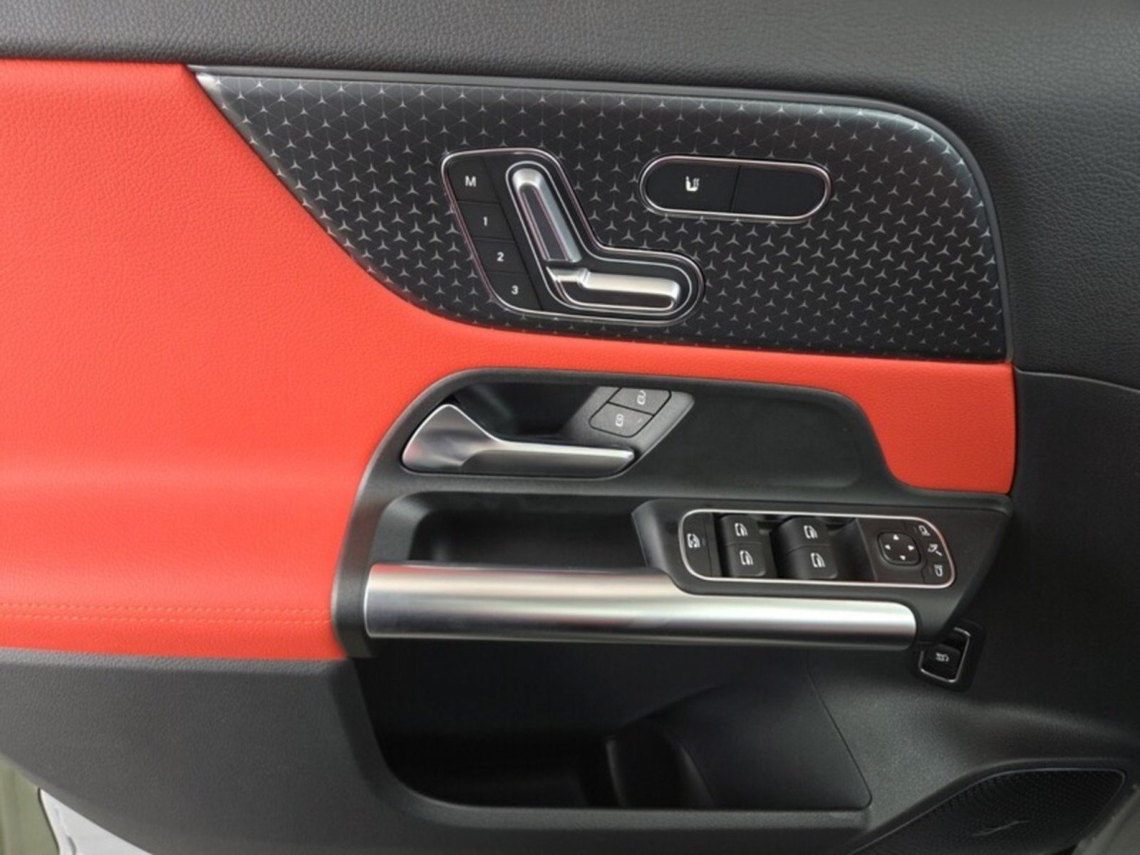 Certified 2026 Mercedes-Benz GLA 35 AMG 4MATIC image 23