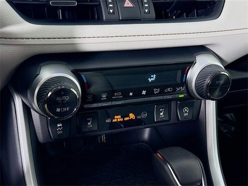 Certified 2025 Toyota RAV4 XLE Premium image 15
