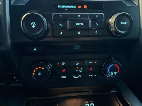 Used 2016 Ford F150 XLT w/ Equipment Group 302A Luxury image 21