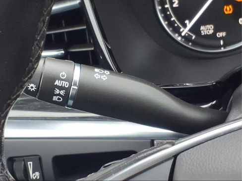 Used 2023 Cadillac XT5 Premium Luxury image 16