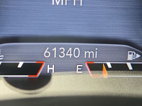 Used 2020 Jeep Cherokee Limited FWD image 21