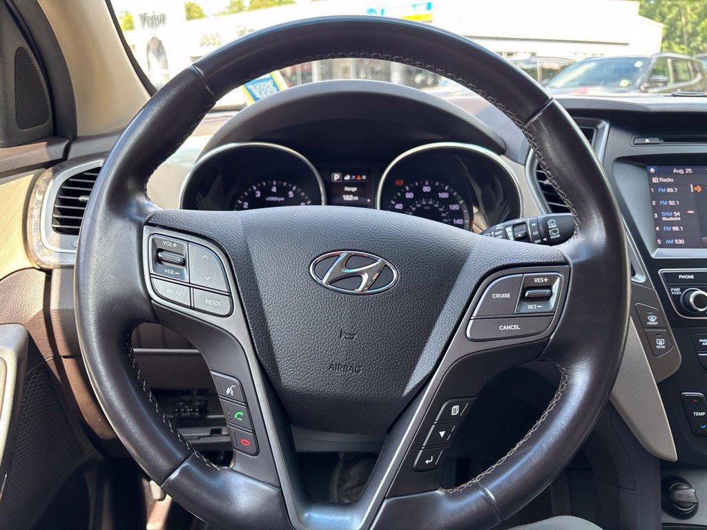 Used 2017 Hyundai Santa Fe Sport 2.0T FWD image 24