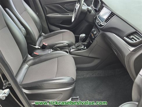 Used 2020 Buick Encore Preferred w/ Safety Package image 18