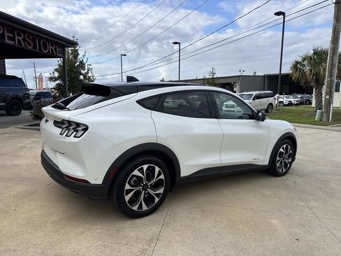 Certified 2024 Ford Mustang Mach-E Select w/ Comfort Package Lite image 9