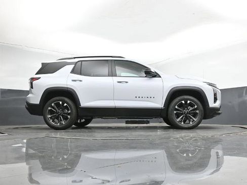 New 2026 Chevrolet Equinox RS w/ Convenience Package III image 14