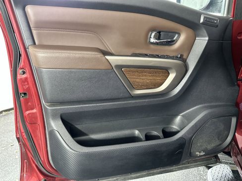 Certified 2021 Nissan Titan Platinum Reserve w/ Moonroof Package image 33