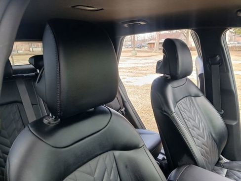 Certified 2023 Kia Sportage X-Line image 44