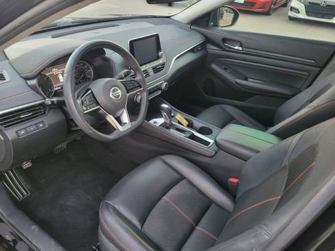 Used 2020 Nissan Altima 2.5 SR w/ Premium Package image 20