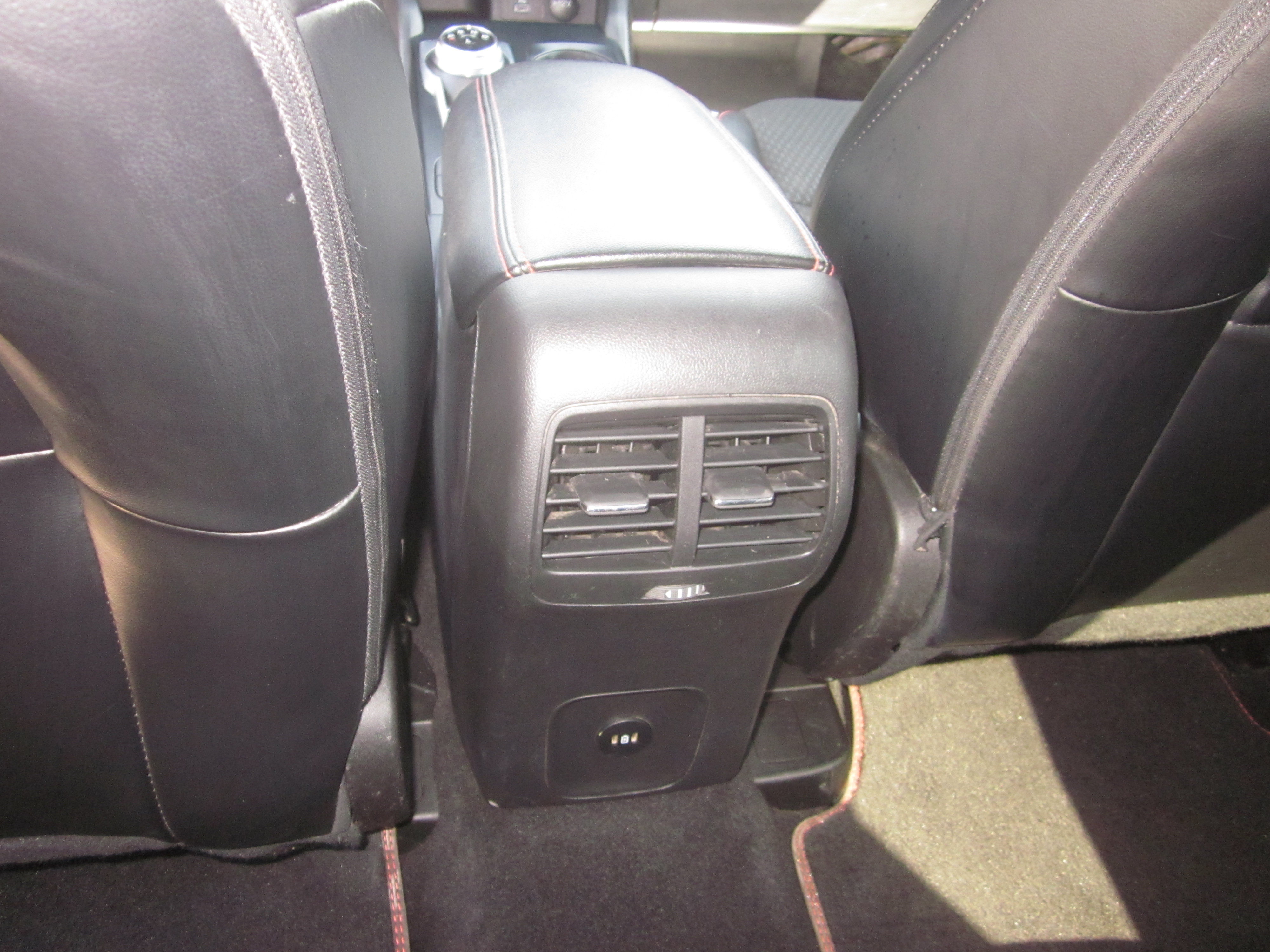 Used 2023 Ford Escape ST-Line Select AWD/4WD image 15