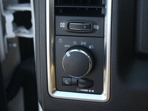 Used 2023 RAM 1500 Classic SLT w/ Trailer & Traction Group AWD/4WD image 29