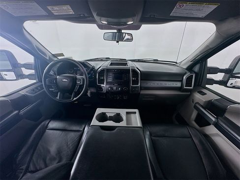 Used 2017 Ford F350 XLT image 10