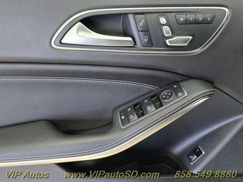 Used 2020 Mercedes-Benz GLA 250 4MATIC w/ Convenience Package image 13