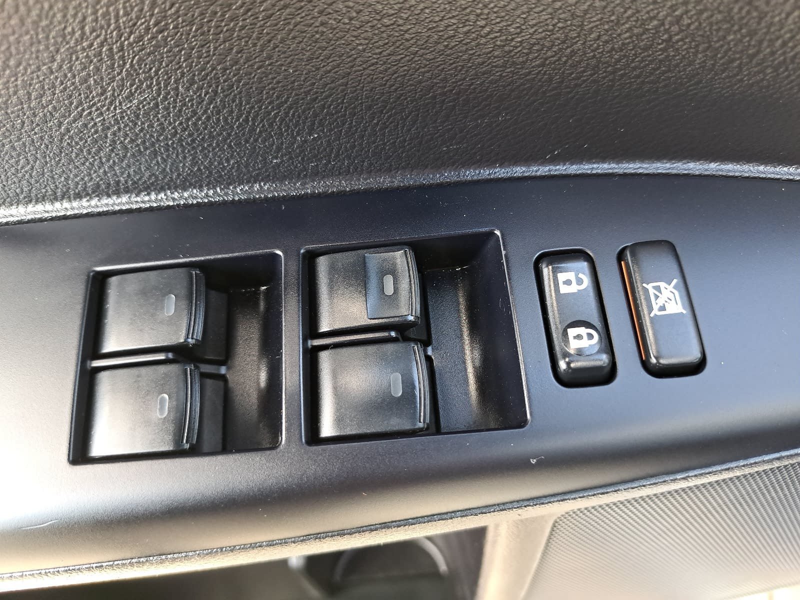 Used 2017 Lexus CT 200h w/ Navigation System Package FWD image 29