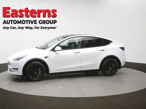 Used 2021 Tesla Model Y Long Range AWD/4WD image 53