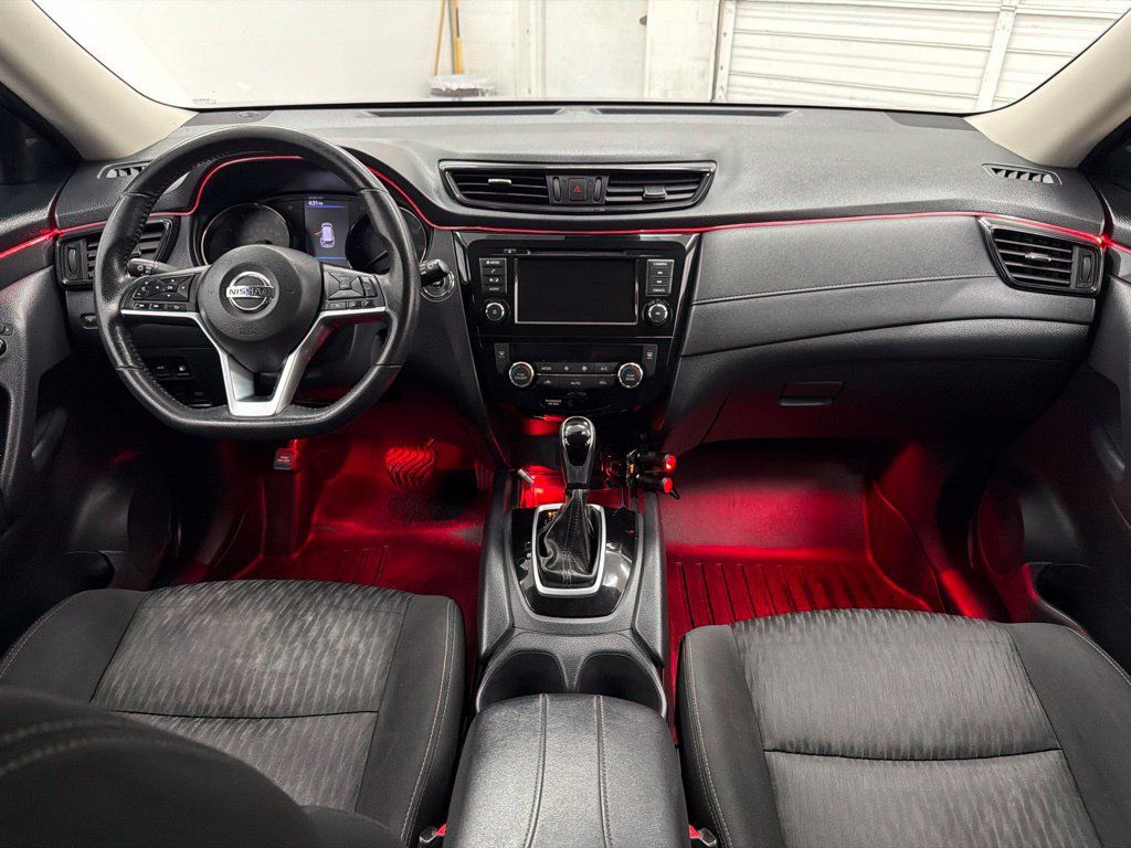 Used 2020 Nissan Rogue SV AWD/4WD image 23