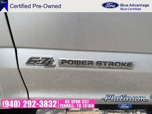 Used 2017 Ford F250 XLT w/ XLT Premium Package AWD/4WD image 9