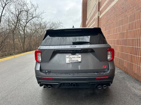 Used 2023 Ford Explorer ST w/ Equipment Group 401A image 7