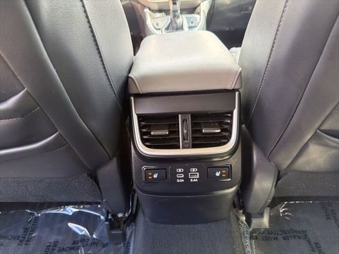 Used 2023 Subaru Outback Limited AWD/4WD image 32