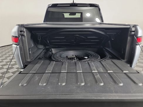 Used 2025 Rivian R1T Adventure image 15