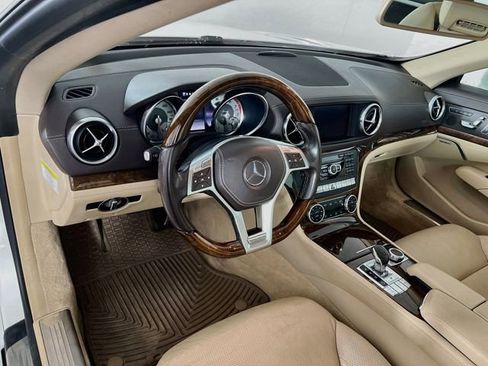 Used 2013 Mercedes-Benz SL 550 image 10