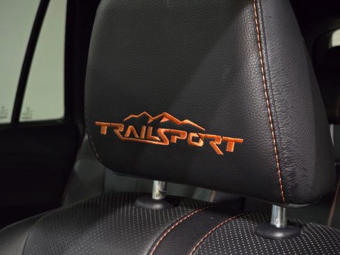 Used 2022 Honda Pilot TrailSport image 23