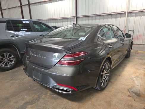 Used 2025 Genesis G70 2.5T RWD image 8