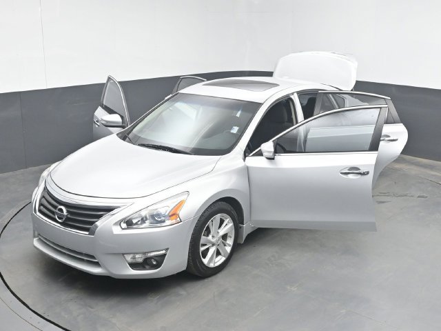 Used 2014 Nissan Altima 2.5 SV w/ Convenience Package FWD image 49