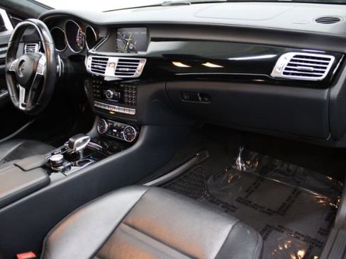 Used 2012 Mercedes-Benz CLS 63 AMG image 30