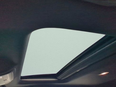 Certified 2025 MAZDA MAZDA3 Hatchback w/Premium Plus Pkg image 17