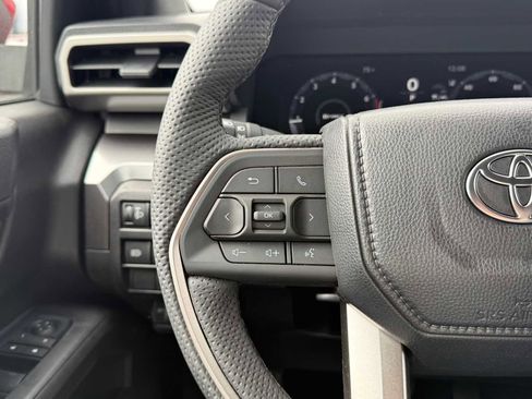 New 2026 Toyota Tacoma TRD Off-Road AWD/4WD image 11