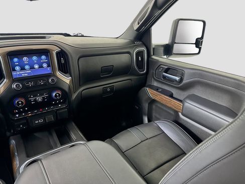 Used 2023 Chevrolet Silverado 3500 High Country image 26