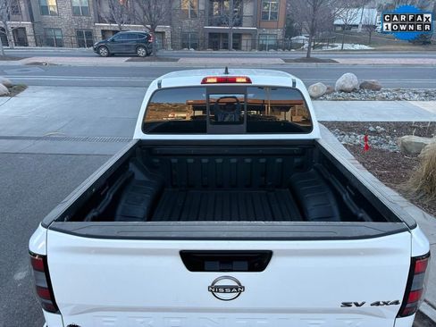Used 2022 Nissan Frontier SV w/ Technology Package image 21
