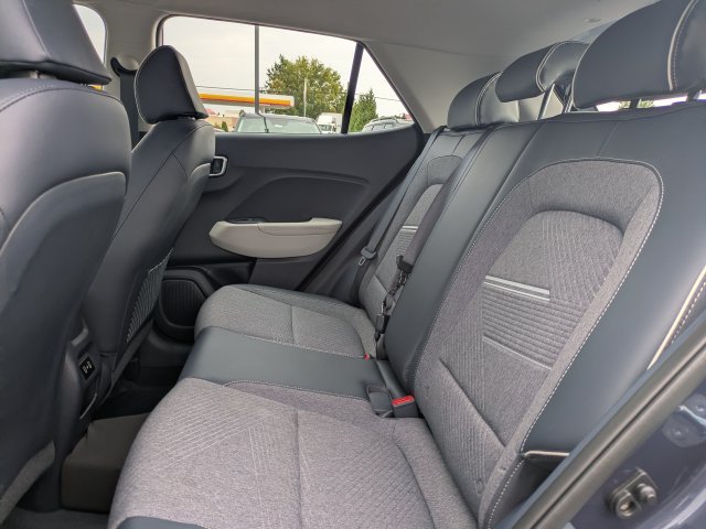 Certified 2026 Hyundai Venue SEL FWD image 14