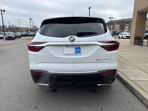 Used 2019 Buick Enclave Essence image 3