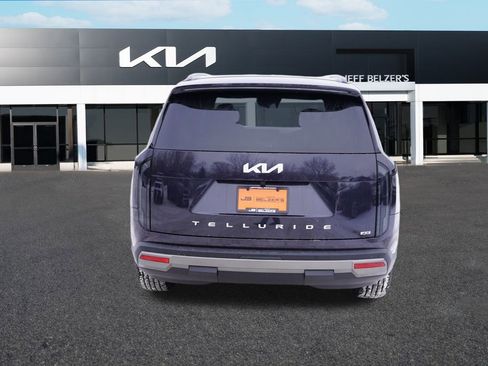 New 2027 Kia Telluride S image 4