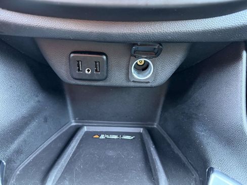 Used 2023 Chevrolet Traverse LT AWD/4WD image 23