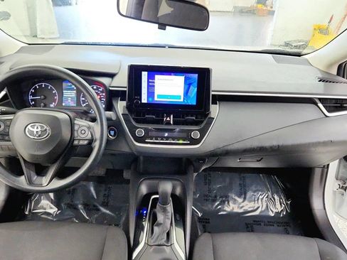Used 2024 Toyota Corolla LE w/ LE Convenience Package FWD image 26