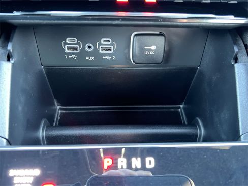 Used 2024 Jeep Grand Cherokee Limited image 31