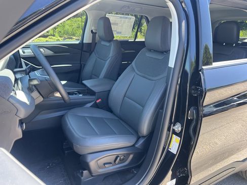 New 2026 Ford Explorer Active w/ Active Comfort Package AWD/4WD image 15