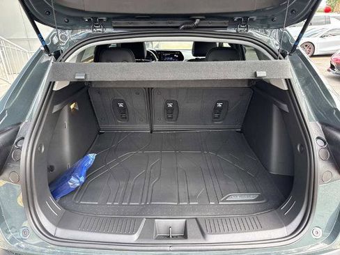 New 2026 Chevrolet Trax LT w/ Driver Confidence Package FWD image 8