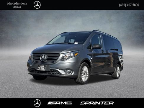 Used 2023 Mercedes-Benz Metris Passenger image 1